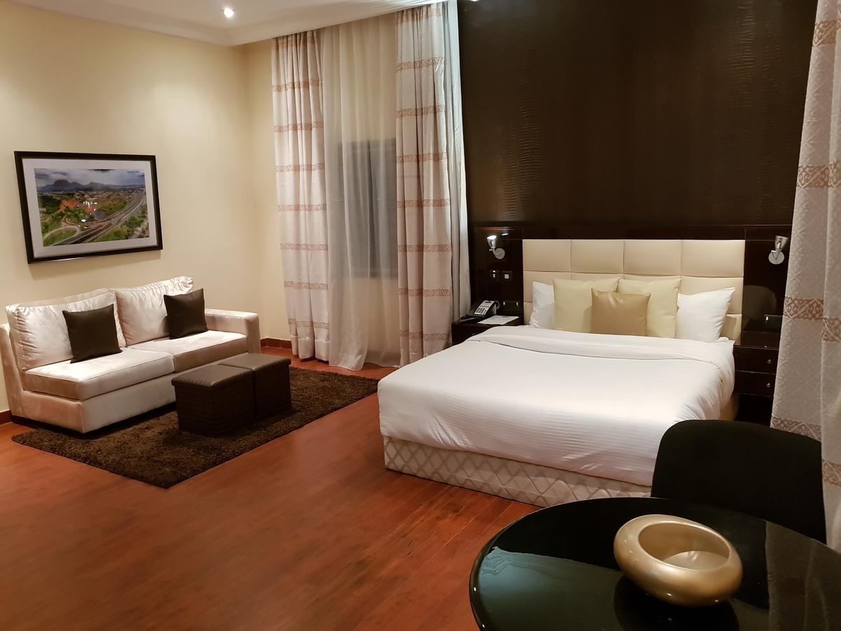 Nicotel Apartments Abuja Bagian luar foto