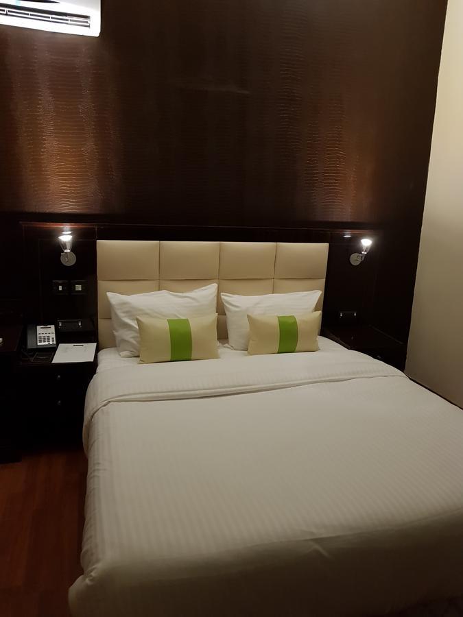 Nicotel Apartments Abuja Bagian luar foto