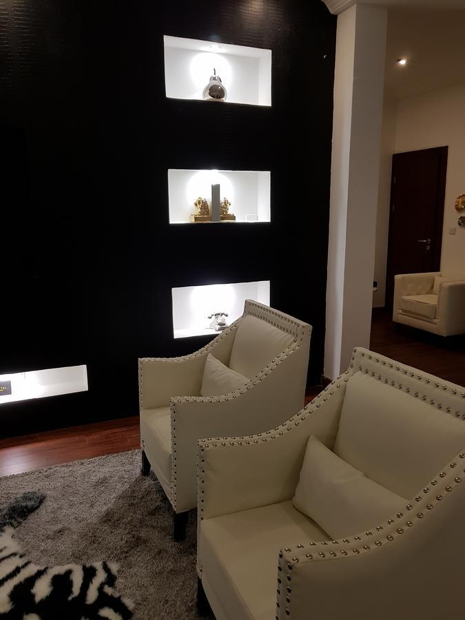 Nicotel Apartments Abuja Bagian luar foto